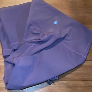 size 6 lululemon leggings